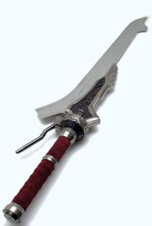 red queen sword