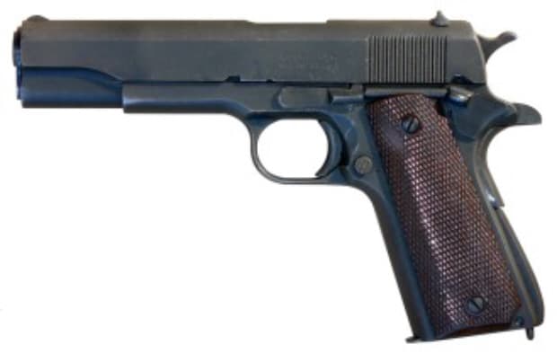 la-noire-weapons-guide-colt-M1911-pistol-screenshot.jpg