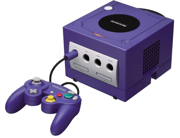 Does Wii U play GameCube? No it doesn't. Wave goodbye to the purple box that could! Click for big pic Does Wii U play GameCube? No it doesn't. Wave goodbye to the purple box that could!