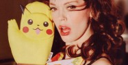 Rose McGowan's Pikachu oven mitts Rose McGowan's Pikachu oven mitts